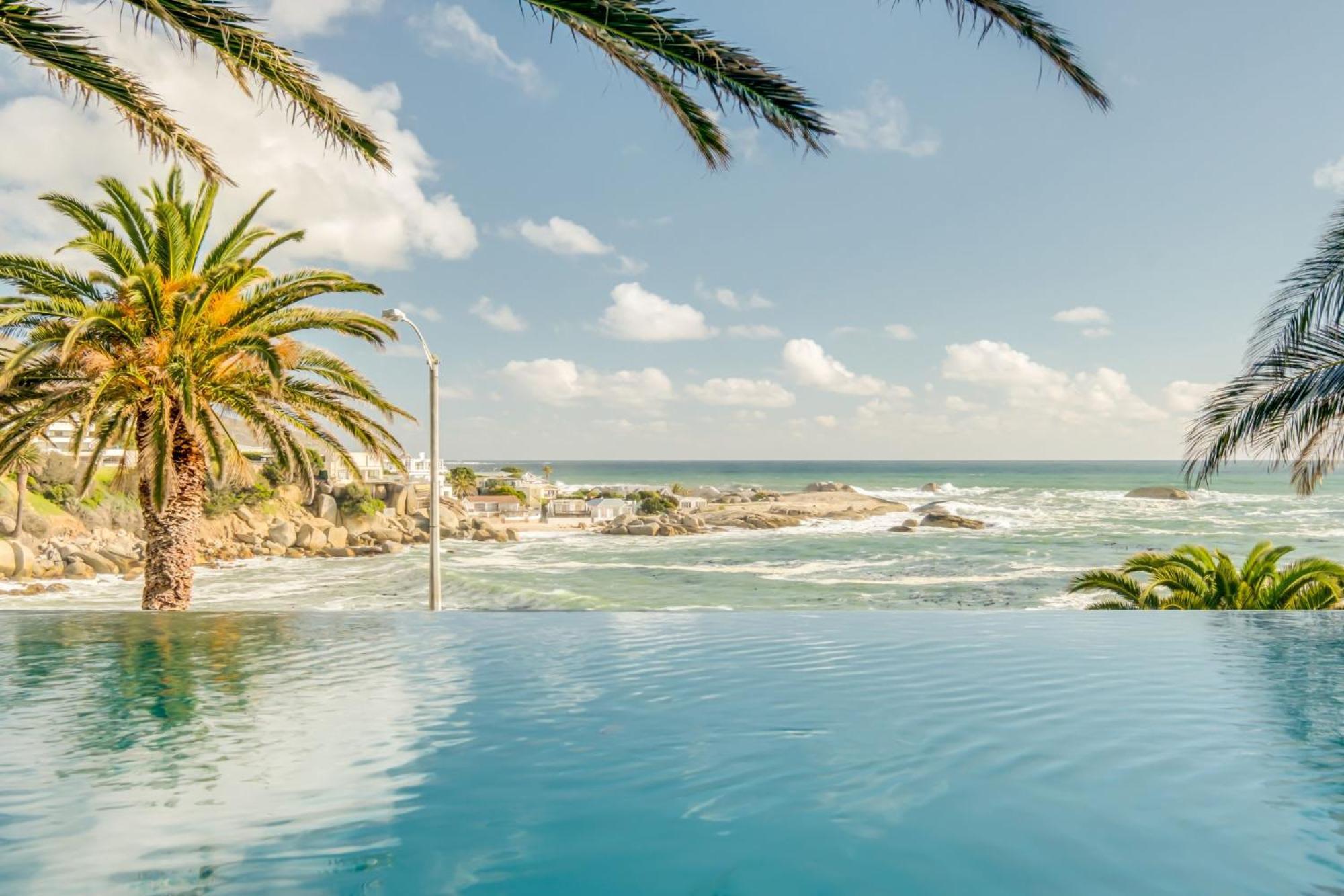 Camps Bay Terrace Palm Suite เคปทาวน์ ภายนอก รูปภาพ