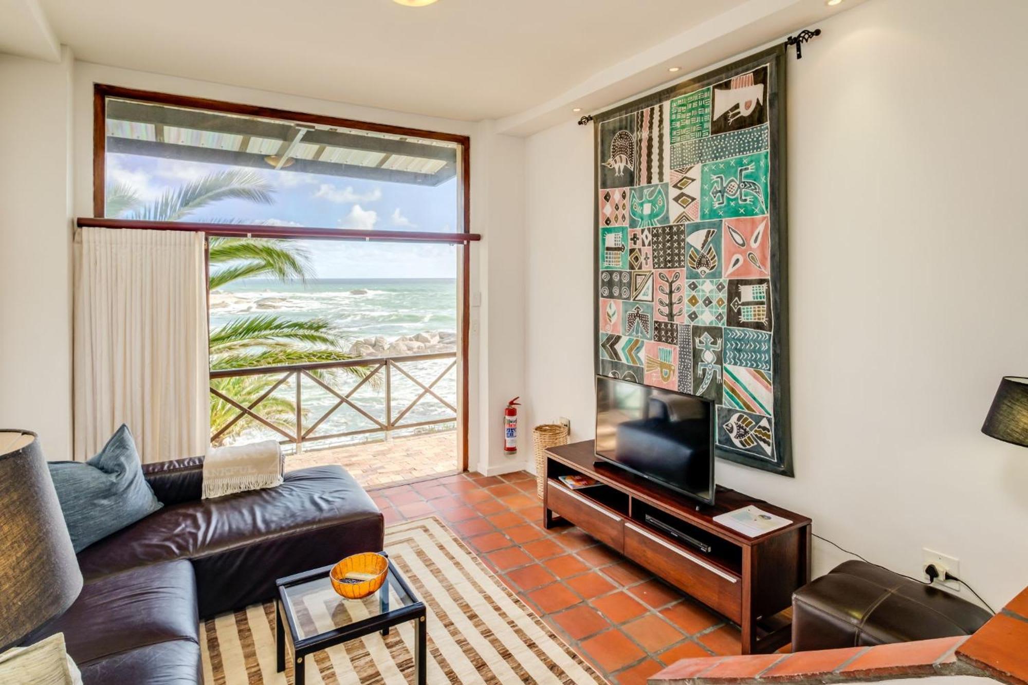 Camps Bay Terrace Palm Suite เคปทาวน์ ภายนอก รูปภาพ